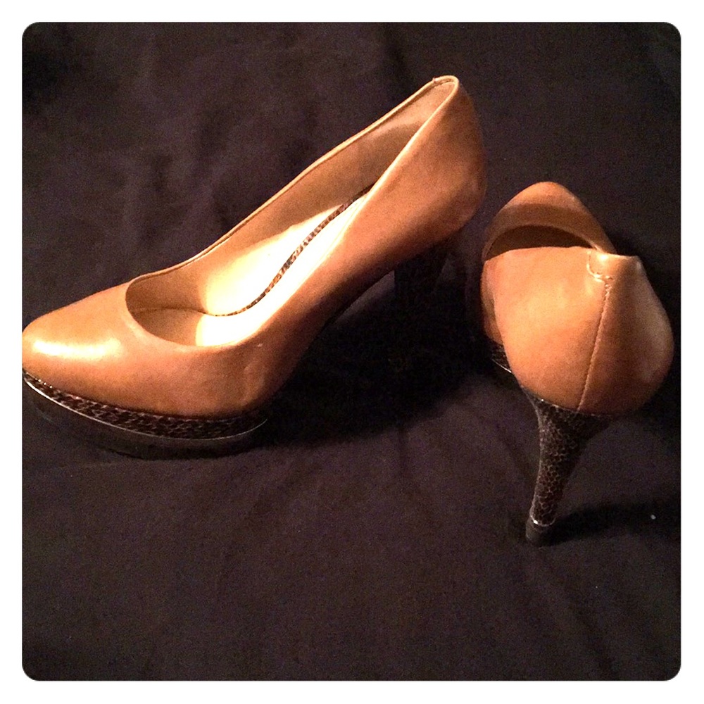 Brown/Gold Gianni Bini High Heels